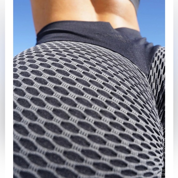 Size small Tahira by KB luxe leggings. - Picture 9 of 10